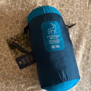 NWT Hidden Wild Blue Hammock